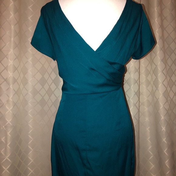 Dress - Picture 3 of 4